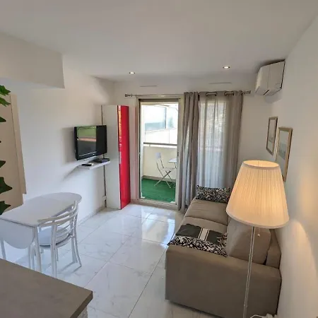 Neuf Centre 500 M Apartment *