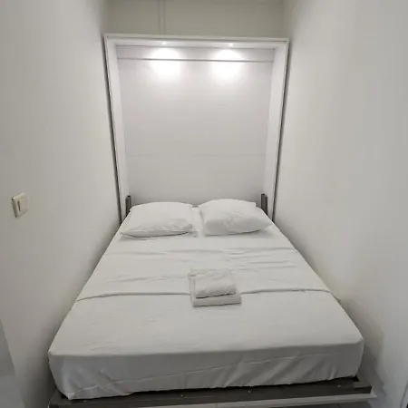 Neuf Centre 500 M Apartment *