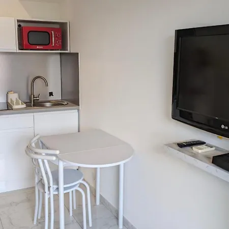 Neuf Centre 500 M Apartment *